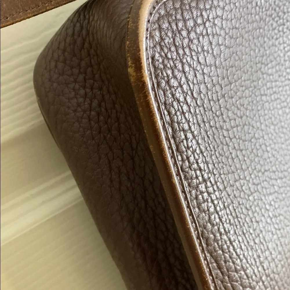 Classic Dooney & Bourke Brown Leather Bag - Picture 6 of 13